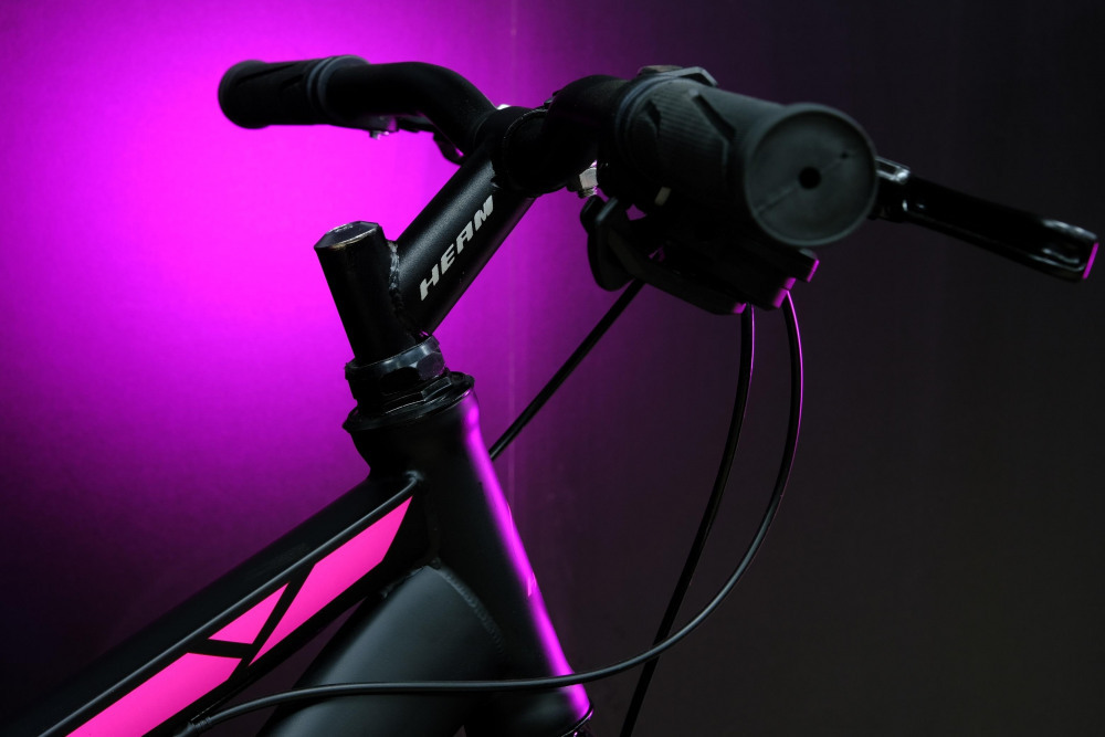 Heam FOX 26 Girl Чёрно/Розовый рама 17 (на рост 155-173)